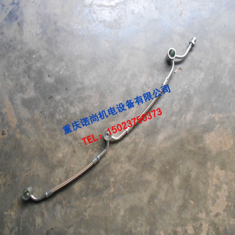 康明斯NTA855-DM气门室机油供油管3082557